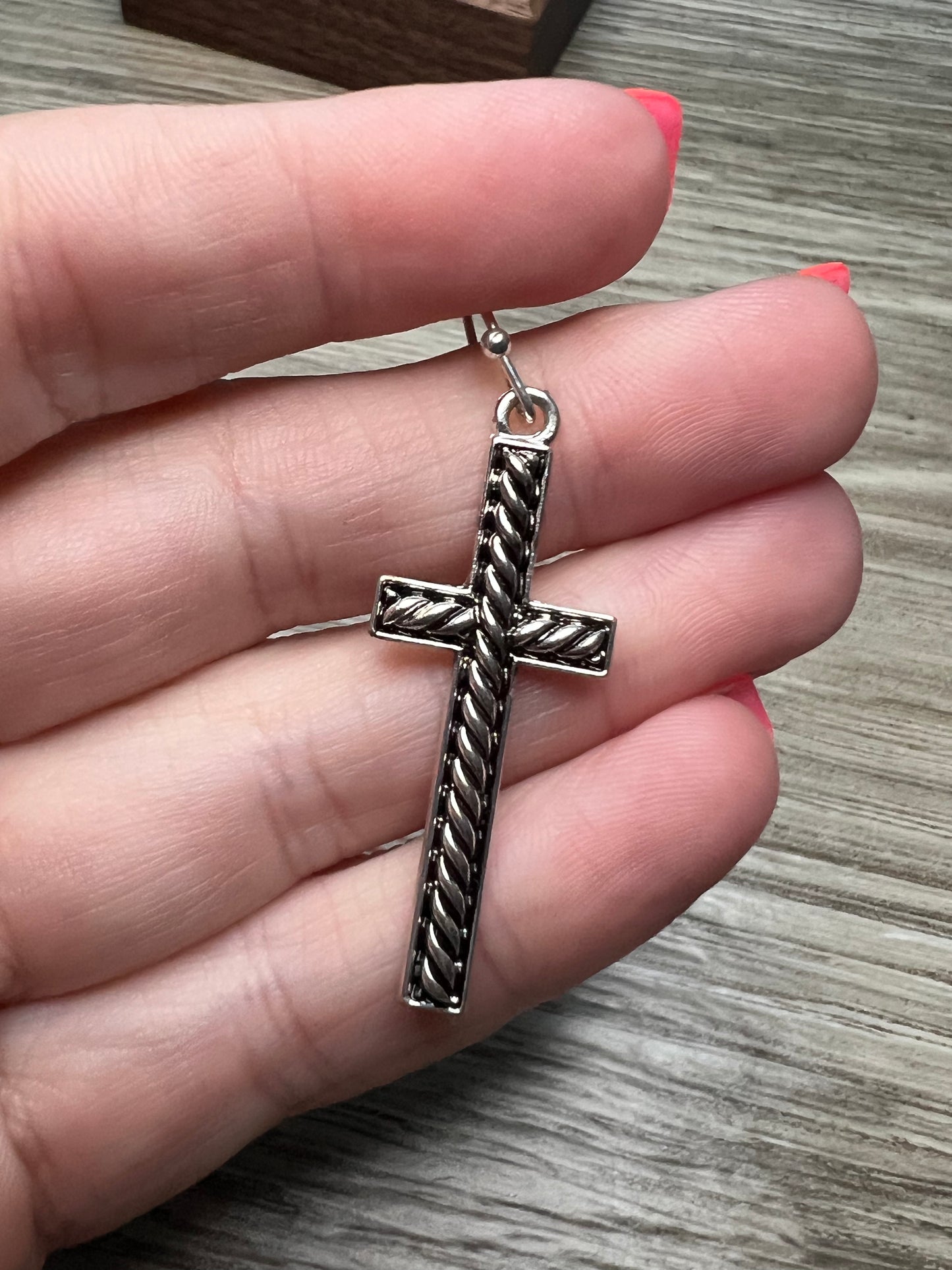 Very Pretty Silver Cross Earrings